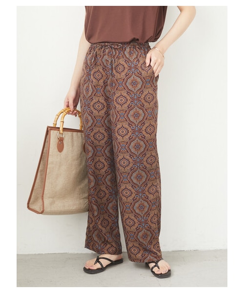 Green　Parks（グリーンパークス）の「サテン柄パンツ（パンツ・ブラック/ブラウン・F）」の19枚目の写真