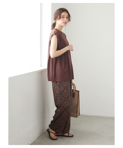 Green　Parks（グリーンパークス）の「サテン柄パンツ（パンツ・ブラック/ブラウン・F）」の3枚目の写真