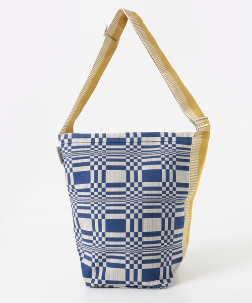 Johanna Gullichsen(ヨハンナグリクセン)の「JOHANNA GULLICHSEN Tetra Shoulder Doris(その他・レディース・Yellow/Black/Blue・one)」の3枚目の写真