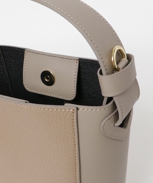 MARCO BIANCHINI(マルコビアンチーニ)の「MARCO BIANCHINI 2WAYバケツ型バッグ(その他・レディース・BLACK/TAUPE/GREEN・one)」の13枚目の写真