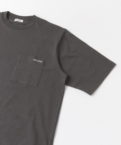 FORK&SPOON(フォークアンドスプーン)の「FORK&SPOON オーガニックコットン刺繍ロゴTシャツ(その他・メンズ・OFF/CHARCOAL・4/5)」の19枚目の写真