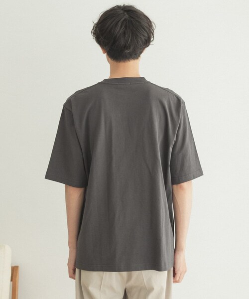 FORK&SPOON(フォークアンドスプーン)の「FORK&SPOON オーガニックコットン刺繍ロゴTシャツ(その他・メンズ・OFF/CHARCOAL・4/5)」の16枚目の写真