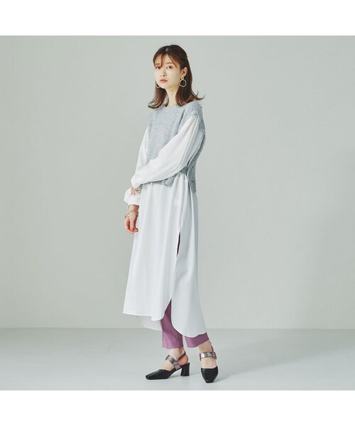 ORiental TRaffic（オリエンタルトラフィック）の「【カタログ掲載】スクエアトゥバックルベルトパンプス（シューズ・レディース・ブラック/キャメル/グレー/ホワイト・33(21.5cm)/34(22.0cm)/35(22.5cm)/36(23.0cm)/37(23.5cm)/38(24.0cm)/39(24.5cm)/40(25.0cm)/41(25.5cm)/42(26.0cm)/43(26.5cm)）」の20枚目の写真