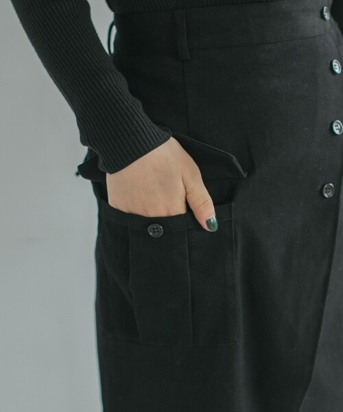 PAGEBOY（ページボーイ）の「プリーツレイヤードナロースカート（スカート・レディース・ブラック/カーキ・F）」の12枚目の写真