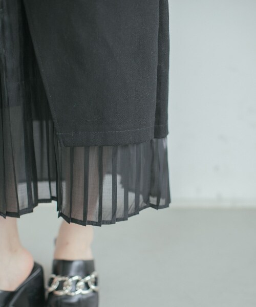 PAGEBOY（ページボーイ）の「プリーツレイヤードナロースカート（スカート・レディース・ブラック/カーキ・F）」の13枚目の写真