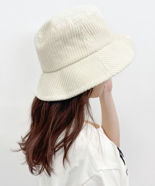 Heather（ヘザー）の「アソートバケットハット（帽子・ホワイトレザー/ホワイトコーデュロイ/ブラックレザー/ブラックコーデュロイ・ONESIZE）」の2枚目の写真