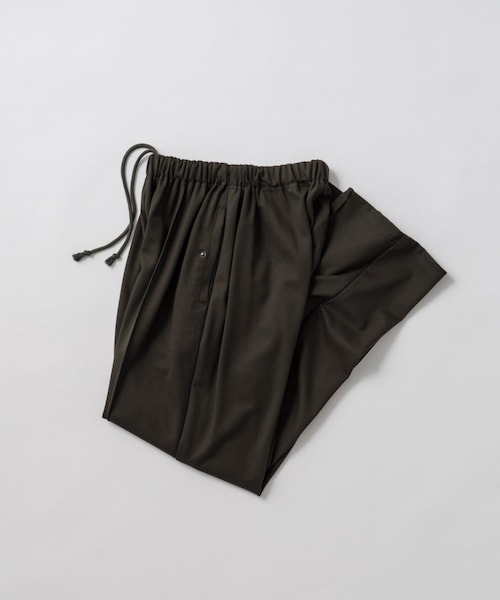 Kastane（カスタネ）の「【WHIMSIC】PIPING TRACK PANTS 2（その他パンツ・レディース・ベージュ/ブラウン/オリーブ・F）」の2枚目の写真