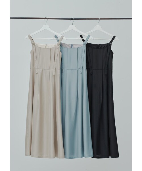 N WITH.（エヌウィズ）の「ショルダーベルトジャンスカ8月下旬（ジャンパースカート・レディース・ベージュ/ブルー系/ブラック・FREE）」の4枚目の写真