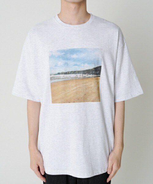 D'MENS by DHOLIC(ディーメンズ)の「サマービーチTシャツ(Tシャツ/カットソー・メンズ・ホワイト/ブラック/グレー・ONESIZE)」の3枚目の写真