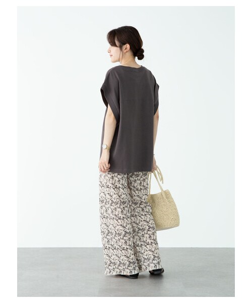 Green　Parks（グリーンパークス）の「・RAY CASSIN フラワーptプリーツパンツ（パンツ・オフホワイト/ブラック・F）」の7枚目の写真