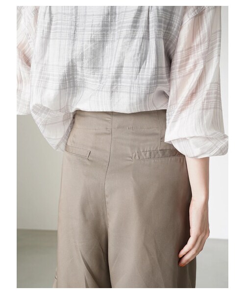 AMERICAN HOLIC(アメリカンホリック)の「裾折り返しショートパンツ(パンツ・モカ・S/M/L)」の5枚目の写真