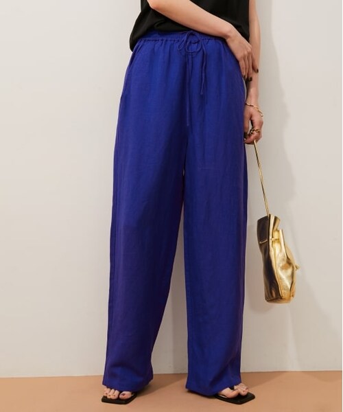 ADAM ET ROPE'（アダムエロペ）の「【アウトレット店舗・WEB限定】カラーリネンイージーパンツ（パンツ・レディース・キミドリ/ブルー/ピンク・F）」の2枚目の写真