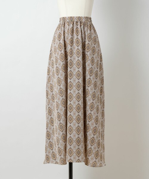 Rewde(ルゥデ)の「エスニックプリントマキシスカート(1R10-07217)(スカート・レディース・グレー/ベージュ・M)」の2枚目の写真