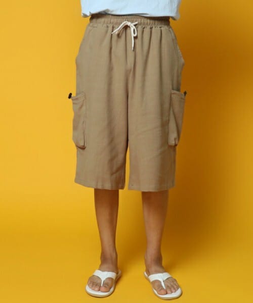 D'MENS by DHOLIC（ディーメンズ）の「リネン混7分丈カーゴワイドパンツ（カーゴパンツ・メンズ・ホワイト/ベージュ/グリーン/ブラック/その他・M/L/XL）」の3枚目の写真