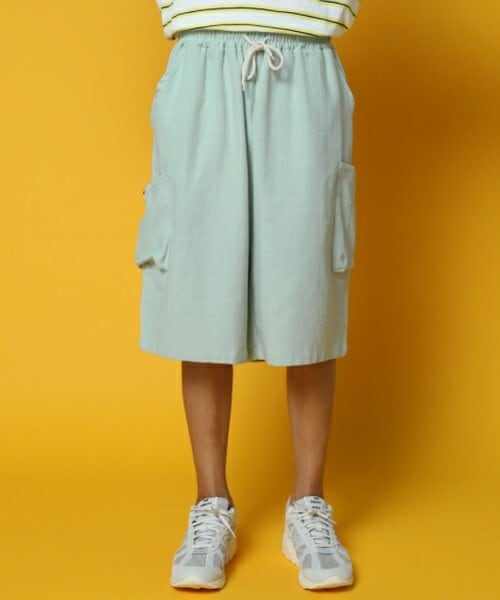 D'MENS by DHOLIC（ディーメンズ）の「リネン混7分丈カーゴワイドパンツ（カーゴパンツ・メンズ・ホワイト/ベージュ/グリーン/ブラック/その他・M/L/XL）」の4枚目の写真