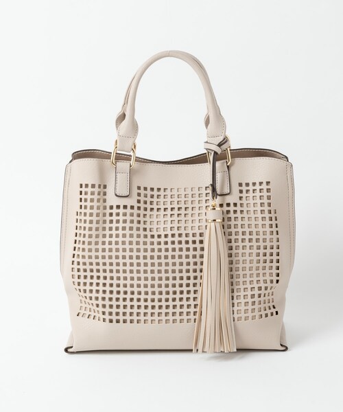 Rewde(ルゥデ)の「【2WAY】 アオリポケット付きパンチングショルダーバッグ(1R18-BA0659)(ショルダーバッグ・レディース・ブラック/ホワイト/ベージュ・F)」の3枚目の写真