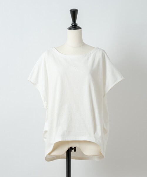 Rewde(ルゥデ)の「バックタックフレンチスリーブトップス(1R15-06187)(Tシャツ/カットソー・レディース・グレー/ホワイト/レッド/ピンク/ブルー・M)」の2枚目の写真