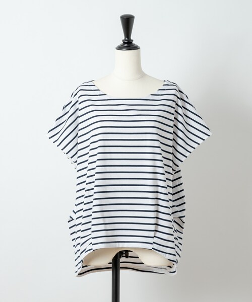 Rewde(ルゥデ)の「バックタックフレンチスリーブトップス(1R15-06187)(Tシャツ/カットソー・レディース・グレー/ホワイト/レッド/ピンク/ブルー・M)」の3枚目の写真