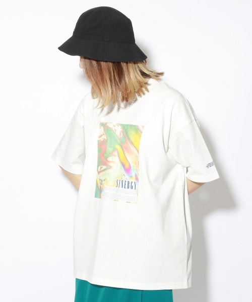 PAGEBOY（ページボーイ）の「【PAGEBOYLIM】オイルアートＴ【WEB先行予約】（トップス・レディース・オフホワイト/ブラック・M, L）」の4枚目の写真