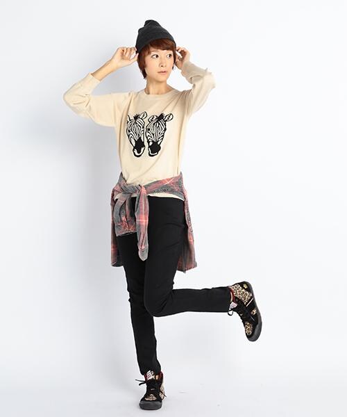 DOUBLE NAME（ダブルネーム）の「【STYLE BOOK掲載】しまうまＦＡＣＥニットトップス（トップス・レディース・チャコールグレー/キナリ/杢グレー・FREE）」の8枚目の写真