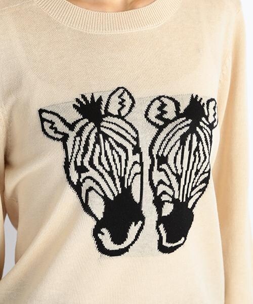 DOUBLE NAME（ダブルネーム）の「【STYLE BOOK掲載】しまうまＦＡＣＥニットトップス（トップス・レディース・チャコールグレー/キナリ/杢グレー・FREE）」の7枚目の写真