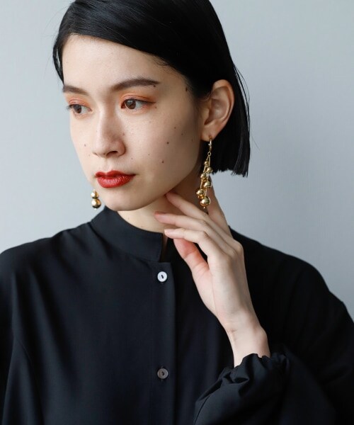 HARE（ハレ）の「ドロップボールピアス（アクセサリー・シルバー/ゴールド・FREE）」の5枚目の写真