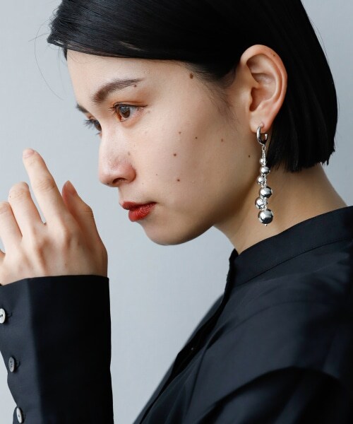 HARE（ハレ）の「ドロップボールピアス（アクセサリー・シルバー/ゴールド・FREE）」の4枚目の写真