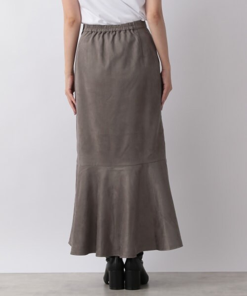 LOWRYS FARM（ローリーズファーム）の「スエードマーメイドスカート（スカート・グレー/ブラウン・M/L）」の5枚目の写真