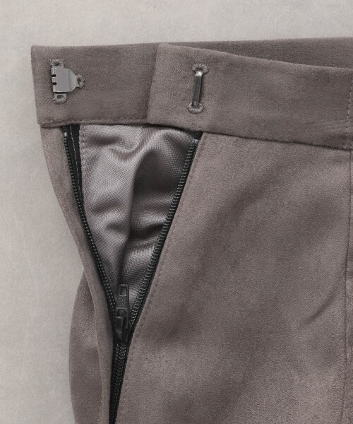 LOWRYS FARM（ローリーズファーム）の「スエードマーメイドスカート（スカート・グレー/ブラウン・M/L）」の9枚目の写真