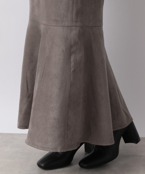 LOWRYS FARM（ローリーズファーム）の「スエードマーメイドスカート（スカート・グレー/ブラウン・M/L）」の8枚目の写真