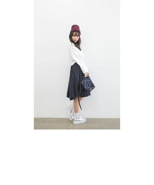 STYLENANDA(スタイルナンダ)の「エナメルレザープラットフォームシューズ(シューズ・レディース・シルバー/ブラック・230/235/240/245/250/225)」の21枚目の写真