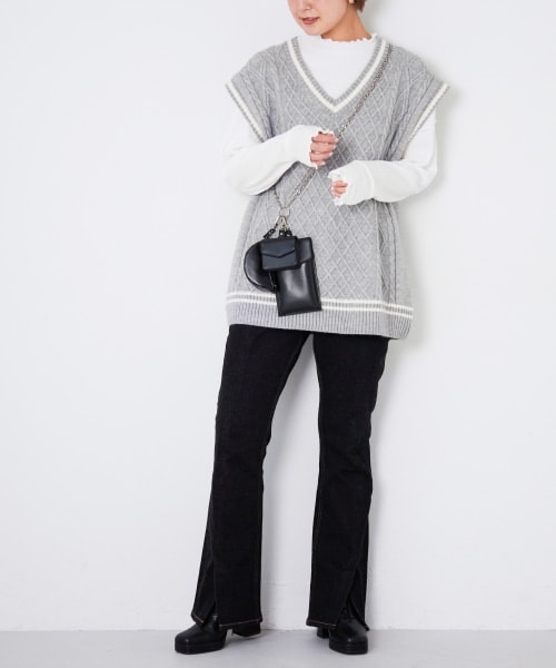 Heather（ヘザー）の「マルチチェーンショルダー（バッグ・アイボリー/ブラック・ONESIZE）」の4枚目の写真