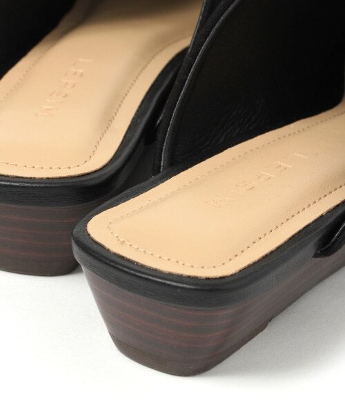 LEPSIM（レプシィム）の「ローウエッジミュール（シューズ・ブラック/カウ柄/グレージュ・M(23-23.5)/L(24-24.5)）」の20枚目の写真