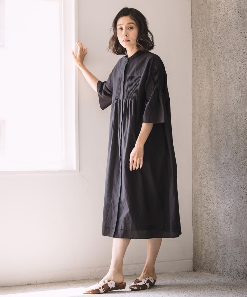 LEPSIM（レプシィム）の「ローウエッジミュール（シューズ・ブラック/カウ柄/グレージュ・M(23-23.5)/L(24-24.5)）」の5枚目の写真