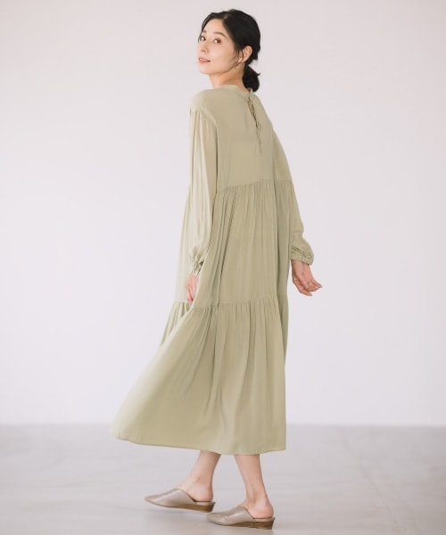 LEPSIM（レプシィム）の「ローウエッジミュール（シューズ・ブラック/カウ柄/グレージュ・M(23-23.5)/L(24-24.5)）」の10枚目の写真