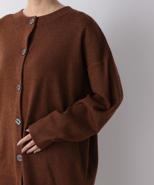 LOWRYS FARM（ローリーズファーム）の「ウスモチモチクルーミドルカーディガン（トップス・アイボリー/ブラック/ダークブラウン/ブルー・フリーサイズ）」の11枚目の写真