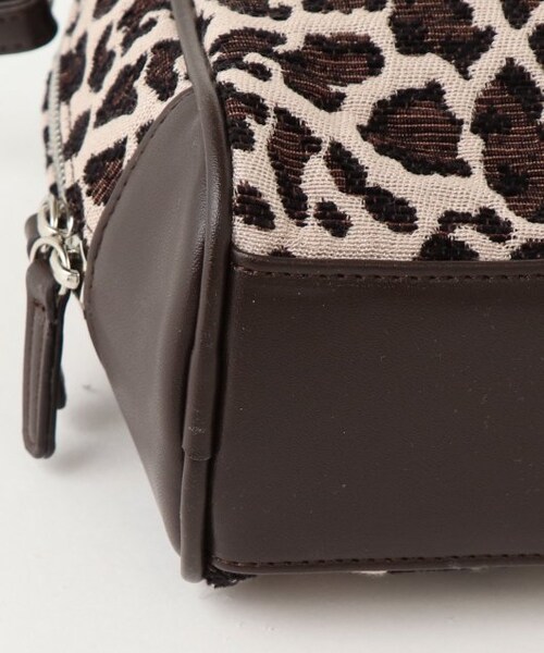 RAY CASSIN(レイカズン)の「スクエアボストンバッグ(バッグ・レディース・シルバー/クロ系/チャ系・FREE)」の12枚目の写真