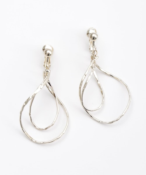 3coins(3coins)の「2連ドロップ型メタルイヤリング(イヤリング・ゴールド・0)」の1枚目の写真