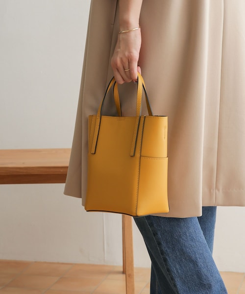 MARCO BIANCHINI(マルコビアンチーニ)の「MARCO BIANCHINI 2way スクエアショルダーバッグ(その他・レディース・YELLOW/BLACK/KHAKI・FREE)」の1枚目の写真