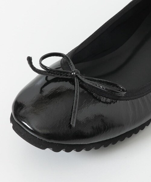 me（ミイ）の「me Enamel Leather Ballerina（その他・レディース・ベージュ/ブラック/レッド・22/22.5/23/23.5/24/24.5）」の19枚目の写真