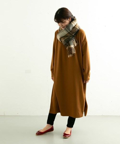 me（ミイ）の「me Enamel Leather Ballerina（その他・レディース・ベージュ/ブラック/レッド・22/22.5/23/23.5/24/24.5）」の10枚目の写真