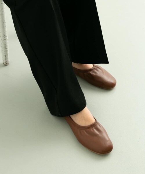 me（ミイ）の「me Soft Leather Ballerina（その他・レディース・ライトブルー/ブラック/ブラウン/ベージュ・22/22.5/23/23.5/24/24.5）」の3枚目の写真