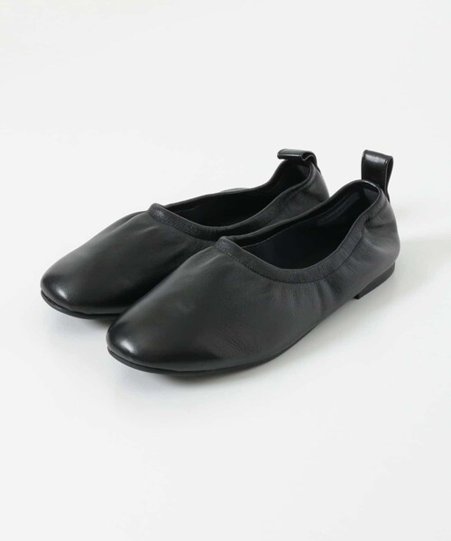 me（ミイ）の「me Soft Leather Ballerina（その他・レディース・ライトブルー/ブラック/ブラウン/ベージュ・22/22.5/23/23.5/24/24.5）」の2枚目の写真
