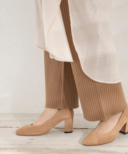 me（ミイ）の「me Plain Pumps（その他・レディース・ベージュ/ブラック/キャメル/グリーン/ベージュスムース/ブラックスムース・22/22.5/23/23.5/24/24.5）」の11枚目の写真