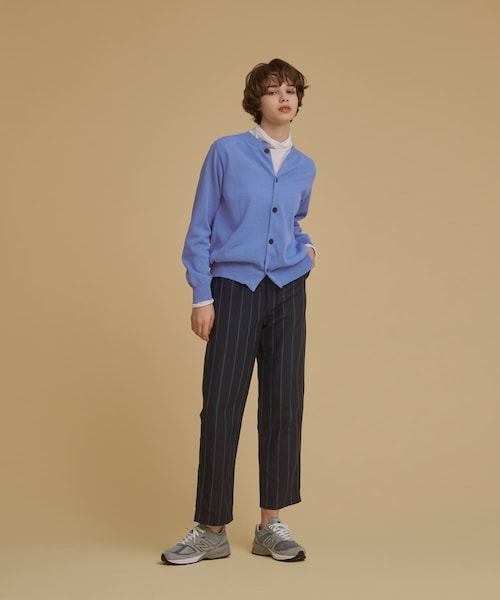 unify(ユニファイ)の「UNIFY Crew Neck Knit Cardigan(その他・レディース・SAX BLUE/BROWN/BLACK・one)」の4枚目の写真