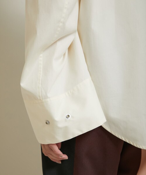 CINOH（チノ）の「別注Vネックシャツ 21WBL502（その他・レディース・IVORY）」の12枚目の写真