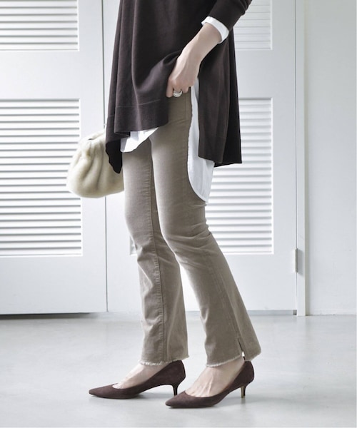 Spick & Span コーデュロイミッドライズミニフレアスリムパンツ Spick & Span（スピックアンドスパン）の「コーデュロイミッド