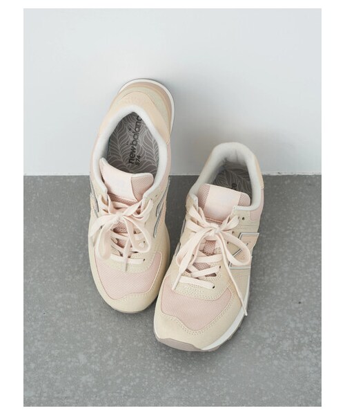 earth music&ecology(アースミュージックアンドエコロジー)の「newbalance×earth WL574(シューズ・ベージュ・23cm/5cm/24cm)」の2枚目の写真