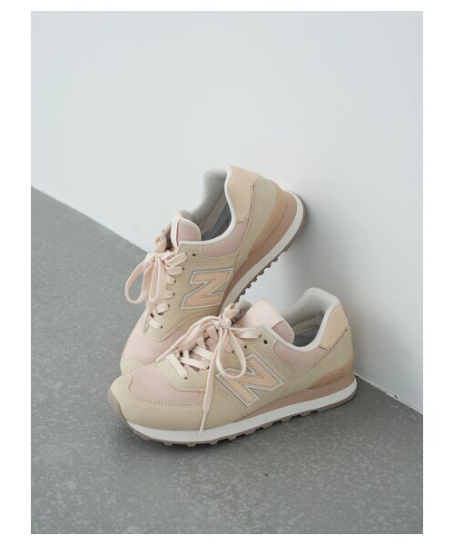 earth music&ecology(アースミュージックアンドエコロジー)の「newbalance×earth WL574(シューズ・ベージュ・23cm/5cm/24cm)」の1枚目の写真