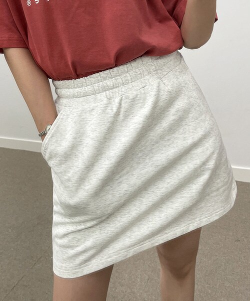 imvely（-）の「[ラブミーモア]トーンオントーンロゴ パンツスカート（スカート・レディース・그린/블랙・S/M）」の5枚目の写真